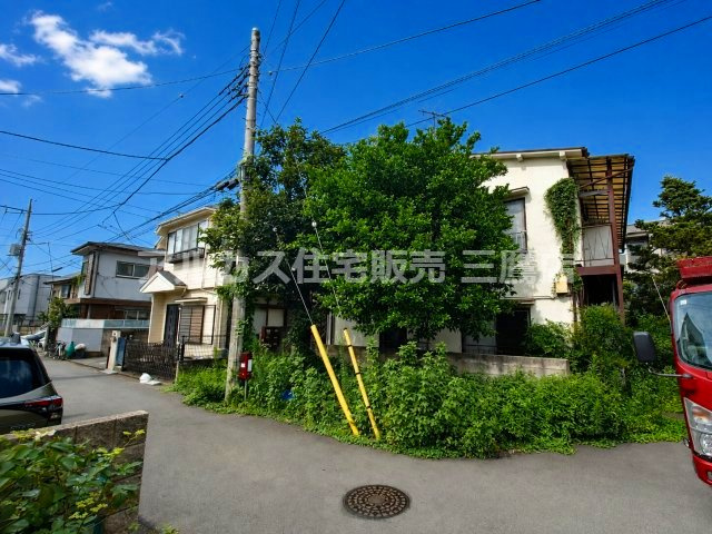 武蔵野市関前3丁目 中央線 三鷹駅 売地の前面道路含む現地写真