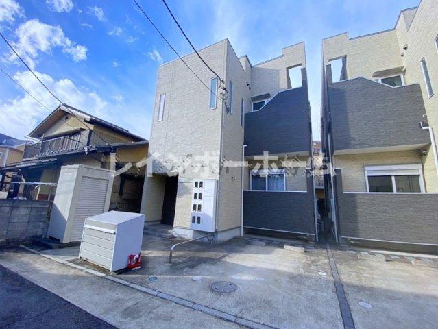火災保険は貸主負担♪二人入居可♪オートロック♪デザイナーズ♪のエントランス|建物の内部です