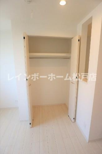 火災保険は貸主負担♪二人入居可♪オートロック♪デザイナーズ♪の収納