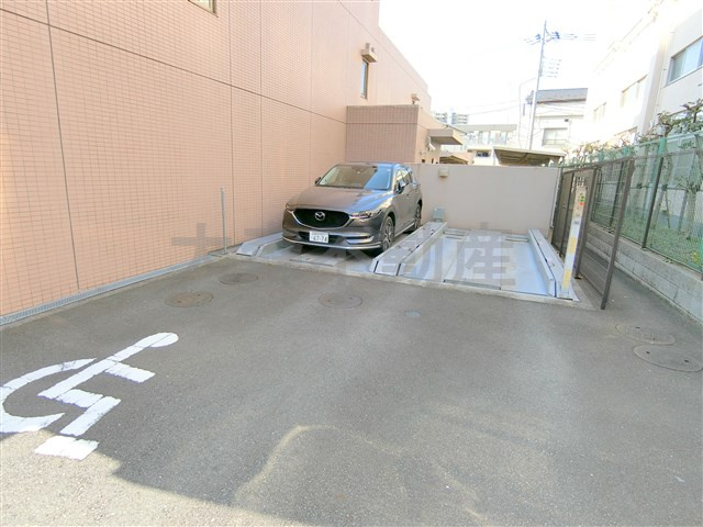 クリオ平和島の駐車場|敷地内機械式駐車場　空き状況等詳細はお問合せください。