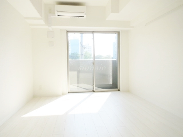 フュージョナル北赤羽の洋室|明るいお部屋です☆