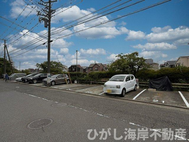 茅ヶ崎ニューライフ２号棟の駐車場|敷地内駐車場