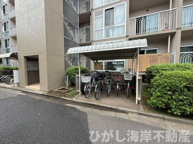 茅ヶ崎ニューライフ２号棟の駐輪場|敷地内駐輪場