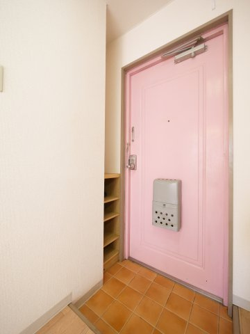 サンジェルマン中納言の玄関|※写真は別の部屋のものです。
