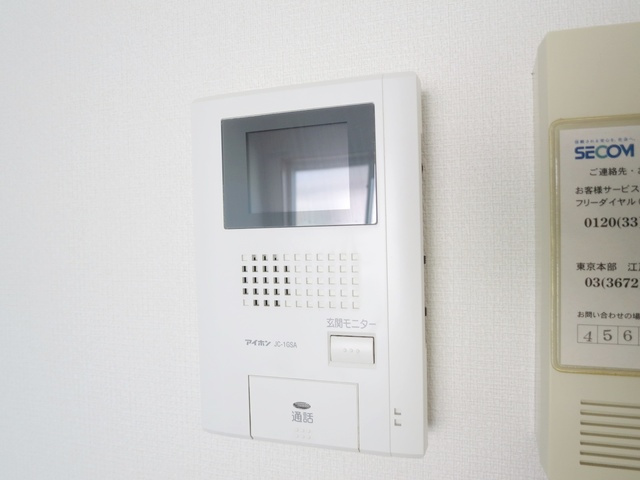 リブリ・クローバーのセキュリティ|安心のモニタ付きインターホン完備です♪