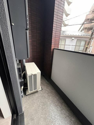 【バルコニー】 | ＬＵＭＥＥＤ横濱吉野町