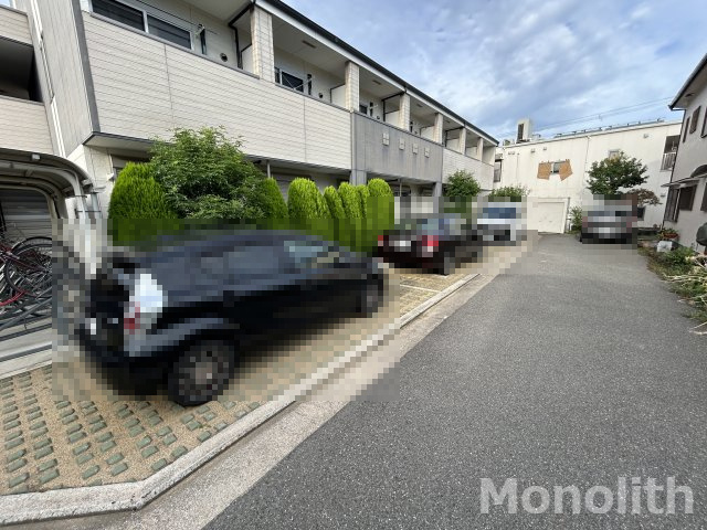 フジパレス鳳東町の駐車場