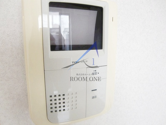 クレセント西新宿Ⅱのセキュリティ|モニター付きインターホンです。