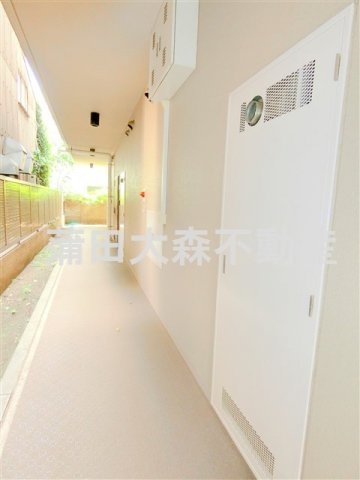 アールコート南六郷のその他共用部分|1階共用廊下