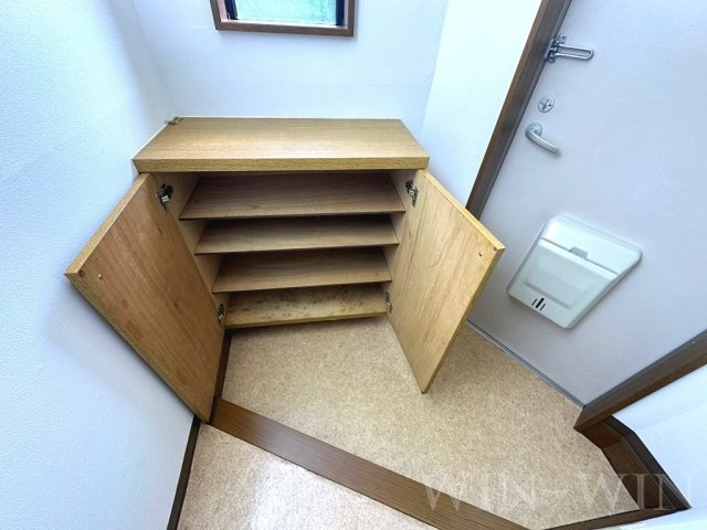 ハイステージエスタ Aの玄関|イメージ（同建物内別部屋の写真です）