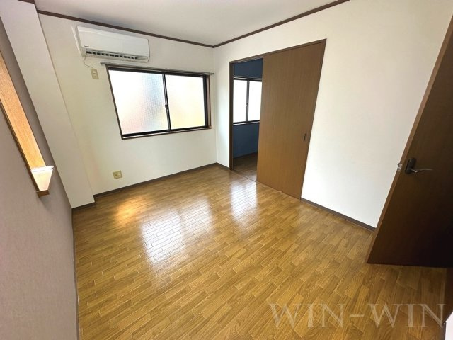ハイステージエスタ Aの居間・リビング|イメージ（同建物内別部屋の写真です）