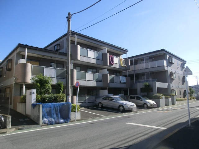 プラムエヌティーの外観|別角度からの外観です。