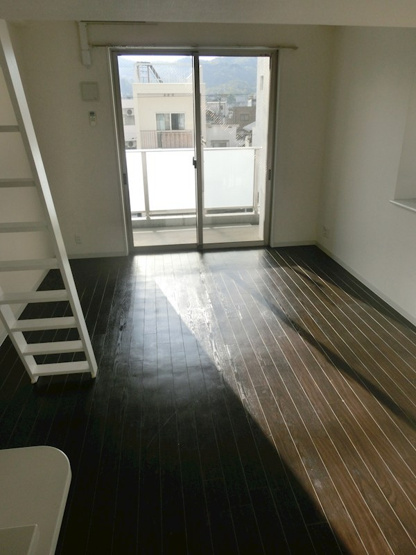 【寝室】アルファレガロ三篠