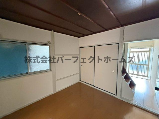 倉治3丁目テラスハウス　の洋室|きれいな洋室です