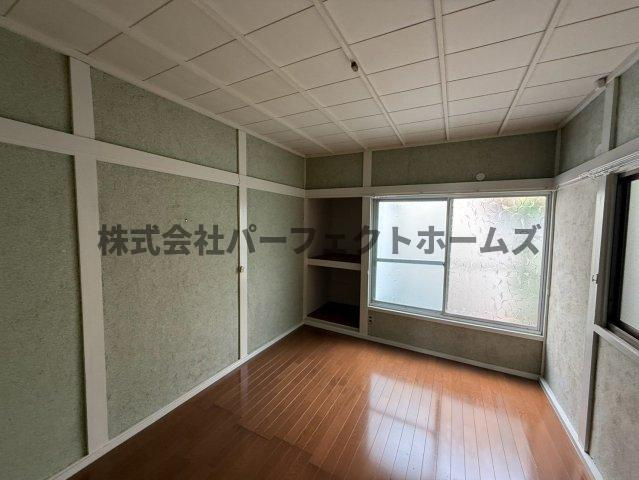倉治3丁目テラスハウス　の洋室|明るい洋室です