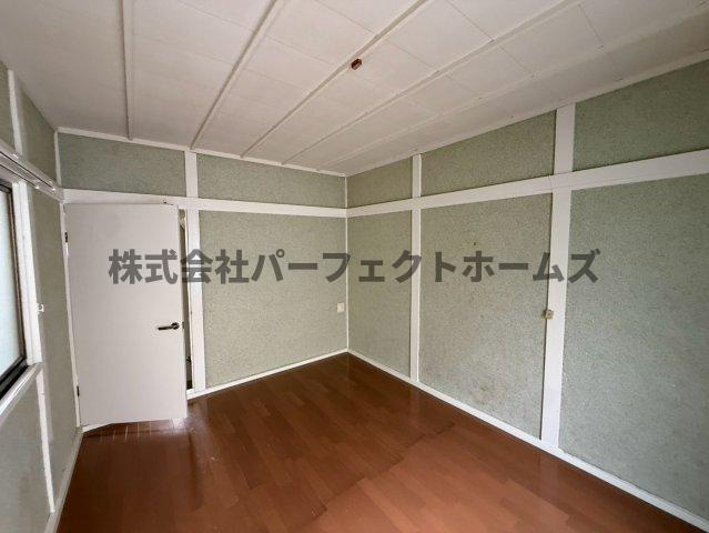 倉治3丁目テラスハウス　の洋室|明るい洋室です