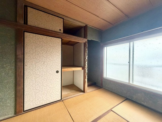 平野区喜連1丁目の外観|現地前面道路の様子です。周辺は住宅が建ち並ぶ落ち着いた住環境となっています。
