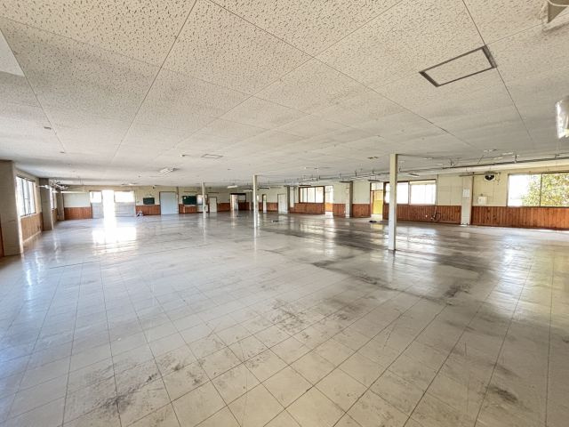 金山貸工場の内装