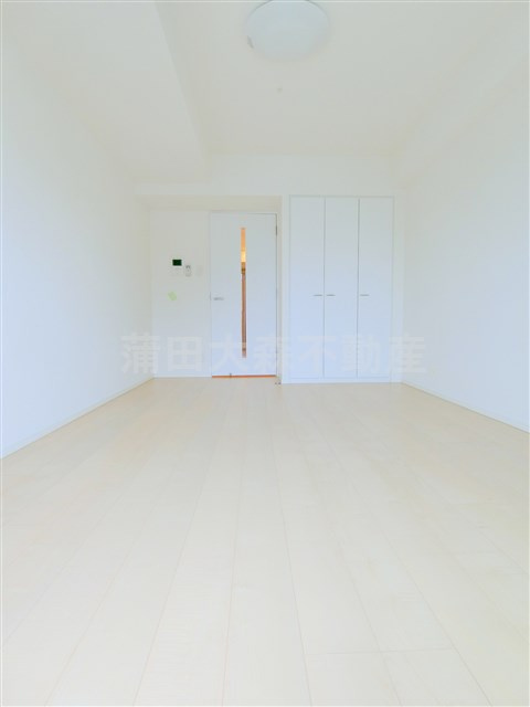TLRレジデンス大鳥居の居間・リビング