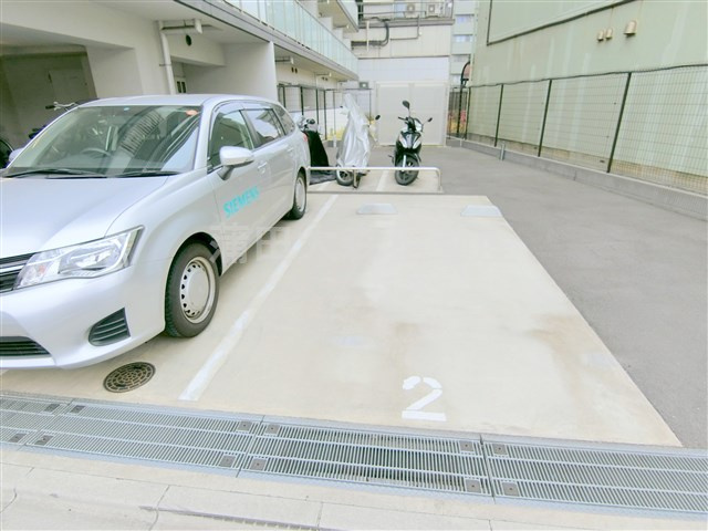 TLRレジデンス大鳥居の駐車場|敷地内平置き駐車場　空き状況等詳細はお問合せ下さい。