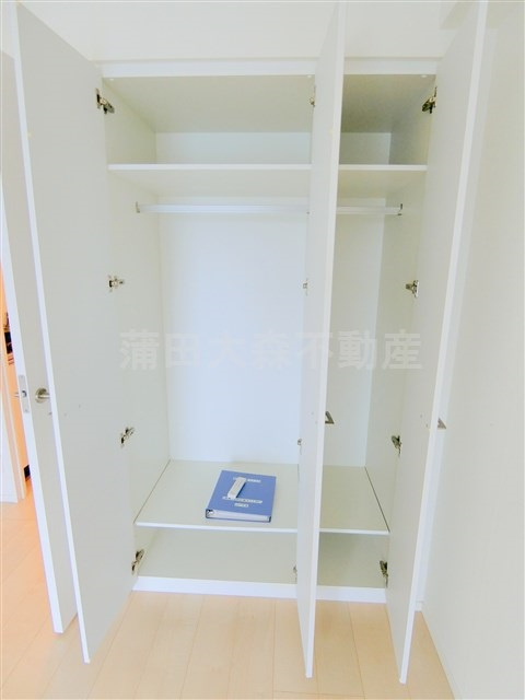 TLRレジデンス大鳥居の収納|収納　1メートル程の使いやすいクローゼット