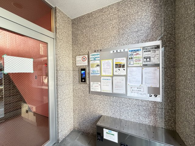 エルロード住吉6号館のエントランス