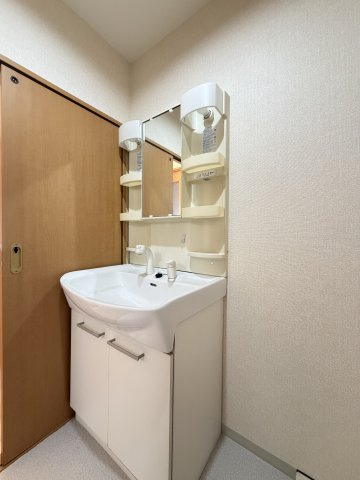 エルロード住吉6号館の洗面所