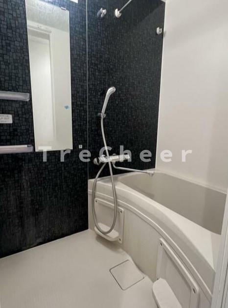 アレイ町屋の浴室