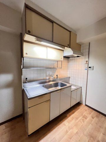 玉川マンションのキッチン
