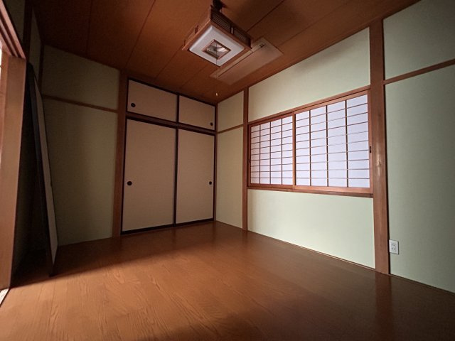 【洋室】 | 仁藤鳥居借家　2階