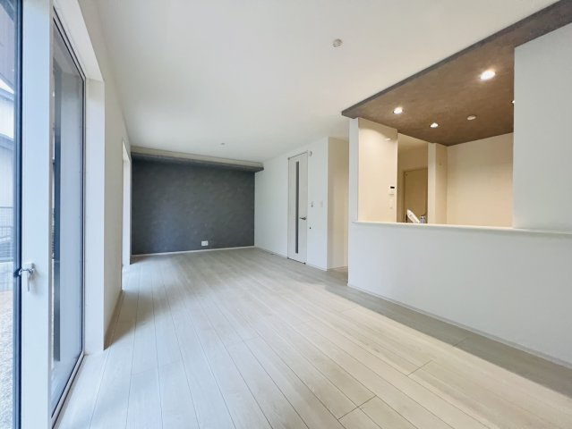 知多郡東浦町石浜田之助6番34『仲介手数料無料』新築一戸建て・建売の居間・リビング