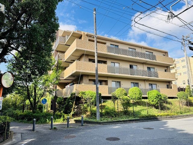 エンゼルラクシィ南大沢の外観|～南大沢駅徒歩6分　内装フルリノベ済　住環境の整ったマンション～