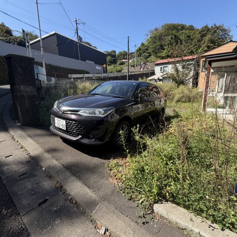 室蘭市大沢町1丁目14-7戸建の駐車場