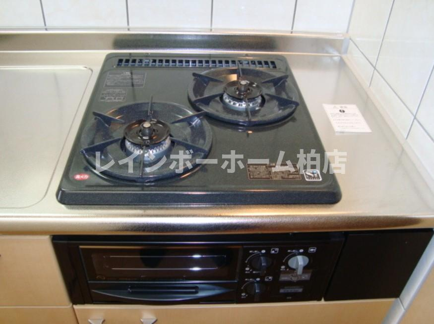 【仲介手数料：50％OFF】対象物件！のキッチン|２口ガスコンロです