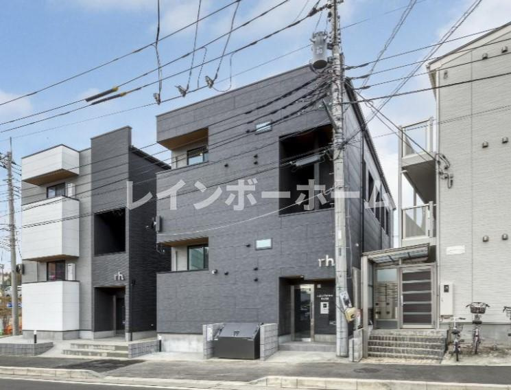 robot home 西大宮Bの外観