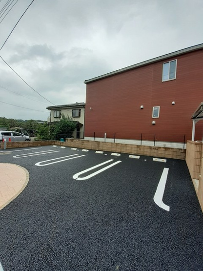 【駐車場】