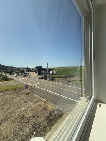 見附市熱田町　土地建物の前面道路含む現地写真