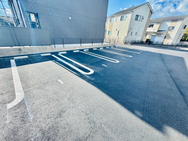アクロポリスⅦの駐車場