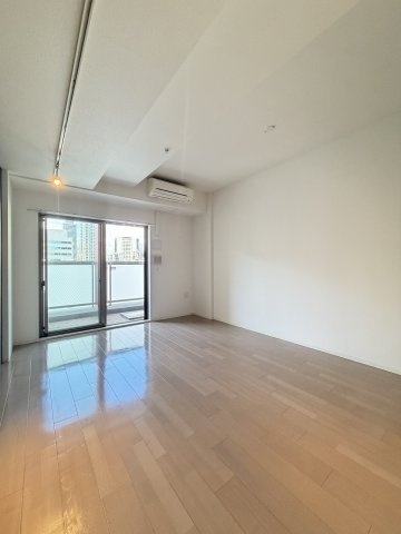 SERENiTE本町エコートの居間・リビング