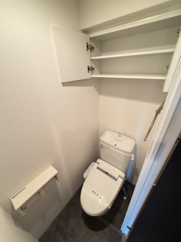 SERENiTE本町エコートのトイレ