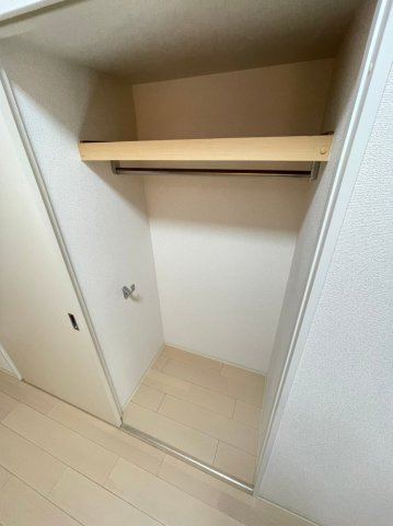 大阪市中央区瓦町２丁目の賃貸マンションの収納