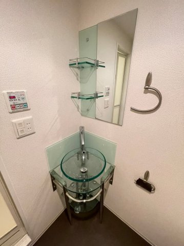 SERENiTE本町エコートの洗面所