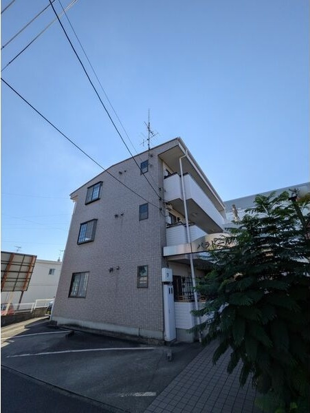 パラドールの駐車場