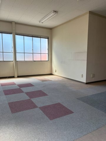 広島市佐伯区商業ビル　佐伯区役所前駅2分の和室