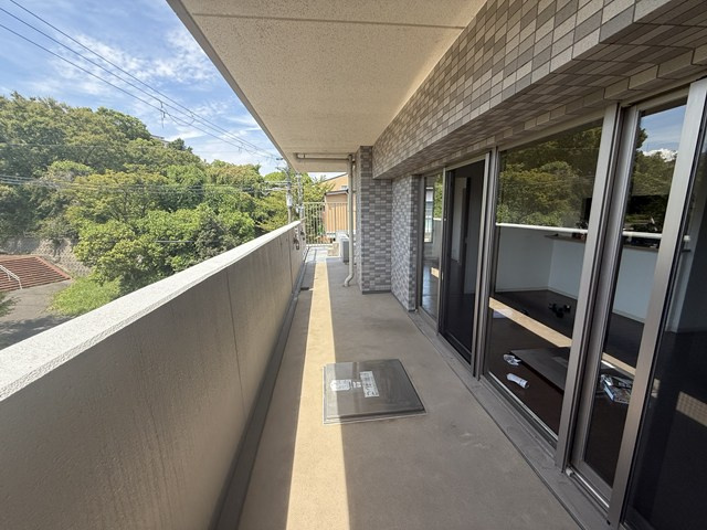 【バルコニー】 | エスリード高野台 | エイブルだけの嬉しいサービス、ご用意しております。詳細は、お気軽に当社までお問合せ下さいませ！