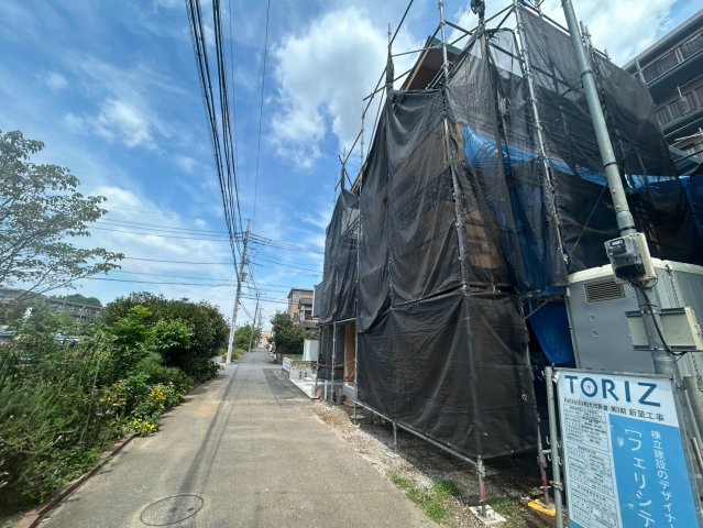 【仲介手数料無料】和光市新倉３期の前面道路含む現地写真