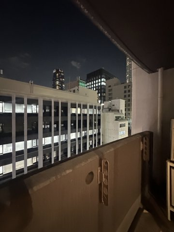 大阪市中央区瓦町２丁目の賃貸マンションのバルコニー