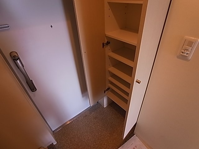 神戸市兵庫区本町１丁目の賃貸マンション