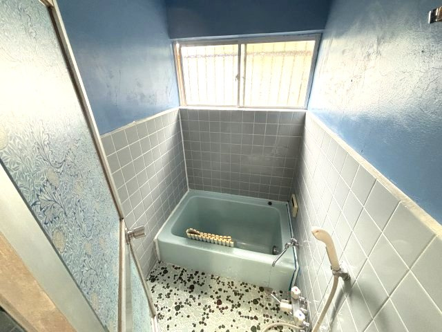 西板持町8丁目戸建の浴室