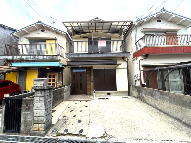 西板持町8丁目戸建